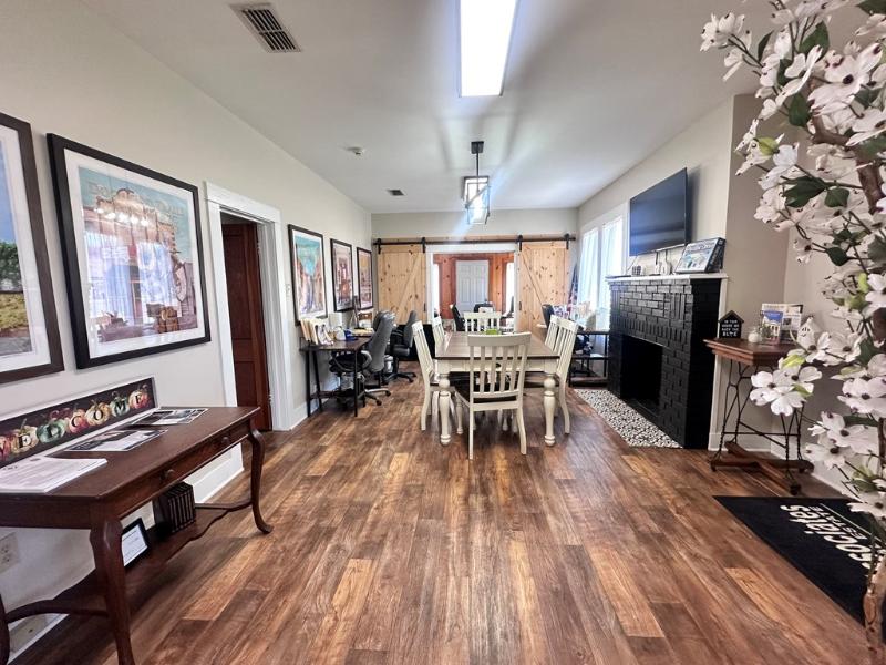 Interior View - Palestine, TX
