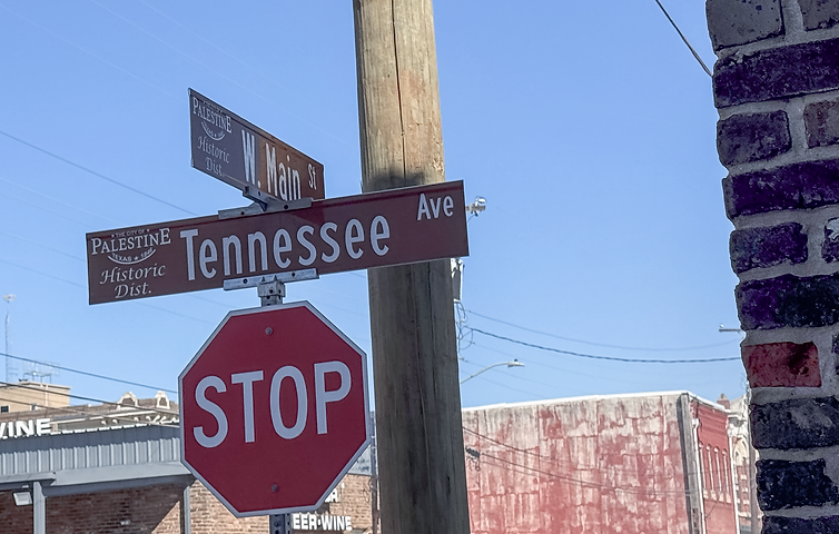 Intersection - Palestine, TX