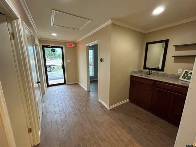 Interior View - Palestine, TX
