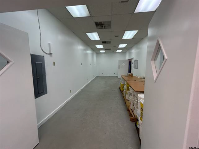 Interior View - Palestine, TX
