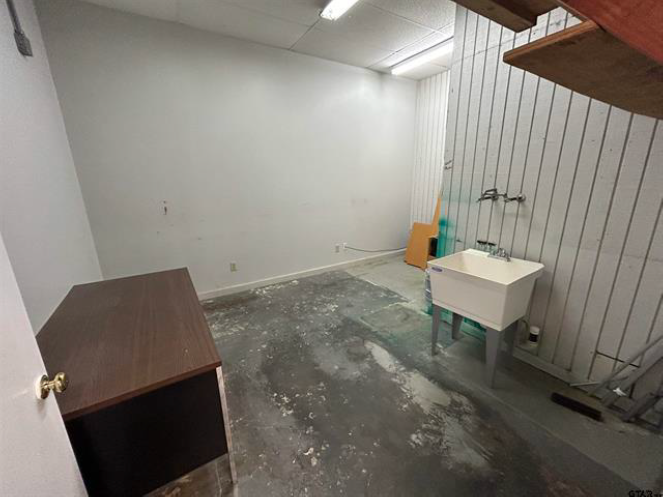 Interior View - Palestine, TX
