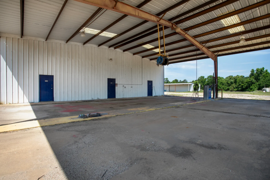 Exterior - Palestine, TX