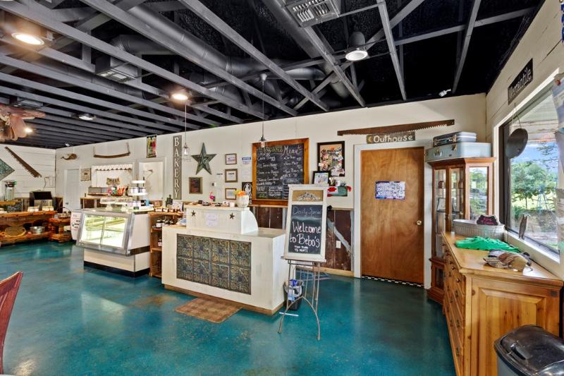 Interior - Palestine, TX